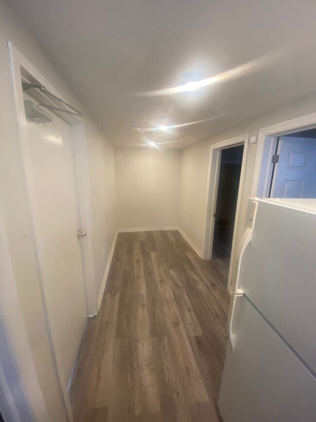 Photo - 225 John Tabor Trail