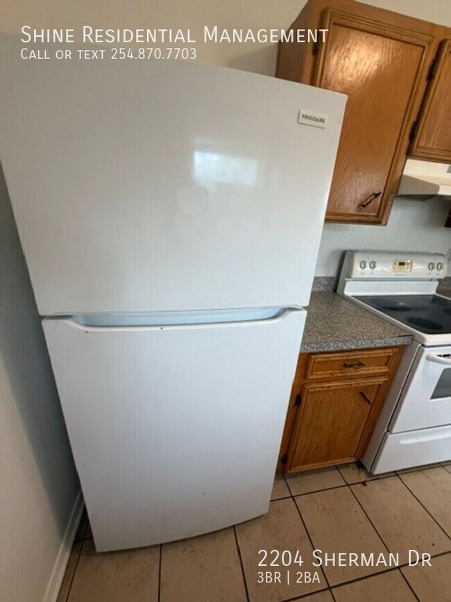 Photo - 2204 Sherman Dr