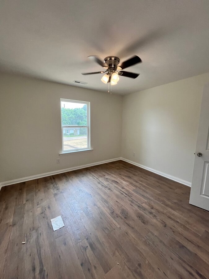 Photo - 117 Travis Dr Unit 1