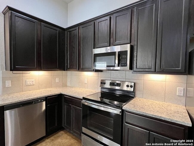 Photo - Come Home to Comfort & Style in Seguin!