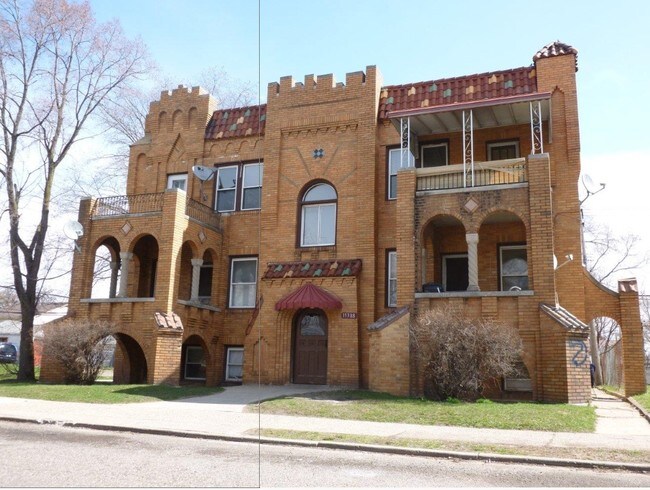 Photo - 15378-15388 Appoline St