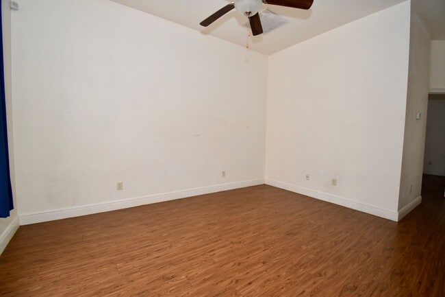 Photo - Hidden Oaks Apartments Unit 2412 W. Barnett Springs Ave