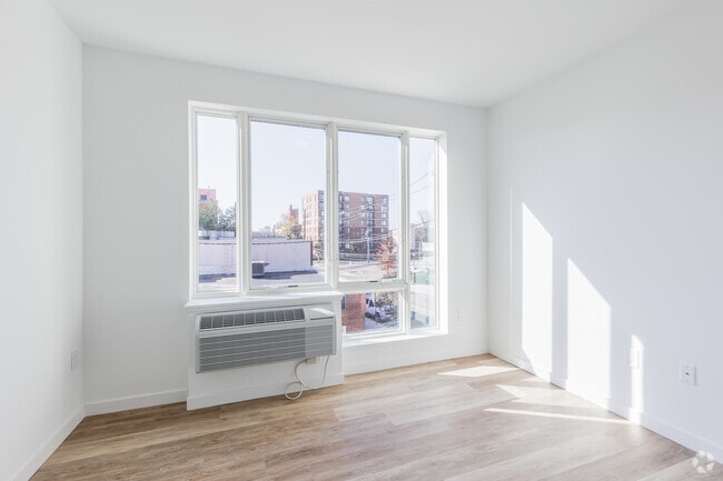 2BR 2BA