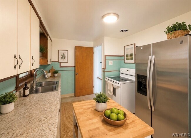 Photo - 222 Frankhauser Rd