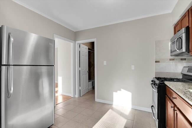 Photo - 17 S 4th Ave