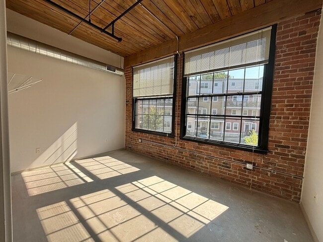 Building Photo - 88 Gerrish Ave Unit 214 Rental