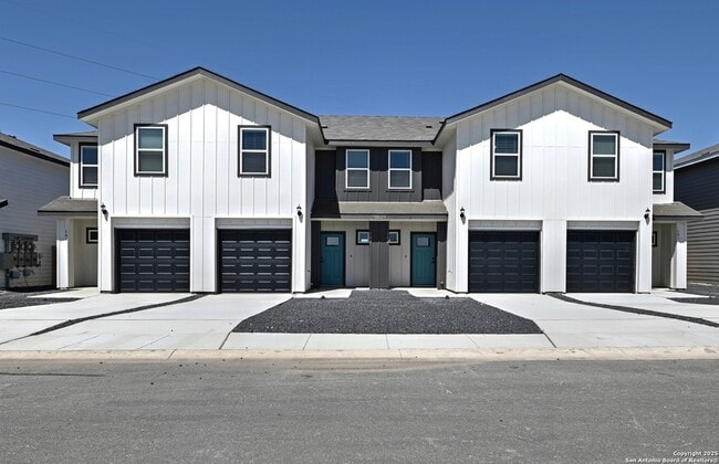 Building Photo - 11318 Clearmine St Rental