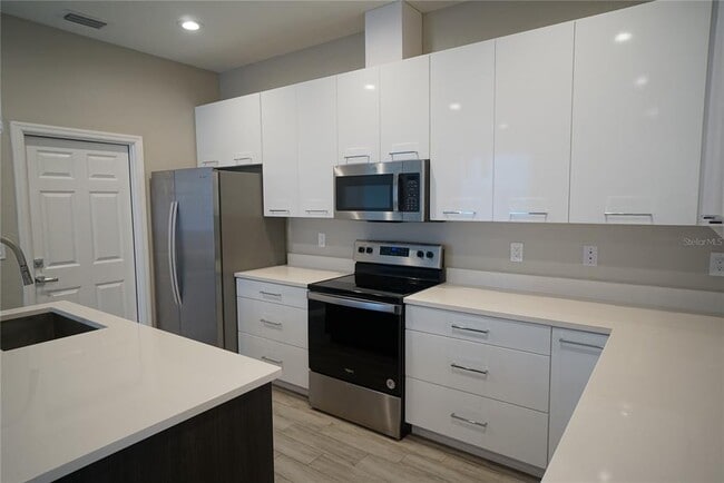 Photo - 4104 N Thatcher Ave