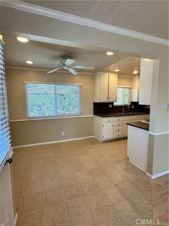 Photo - 372 E 20th St Unidad C