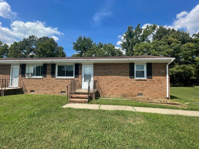 Photo - N Valor Drive 1633 Unit A