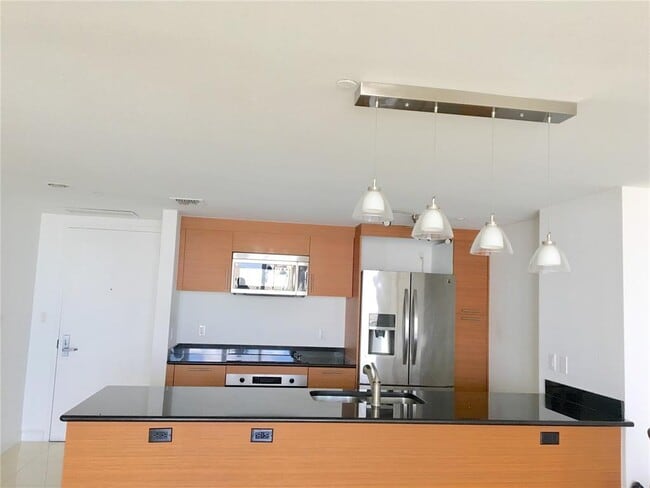 Photo - 50 Biscayne Blvd Unidad 2411