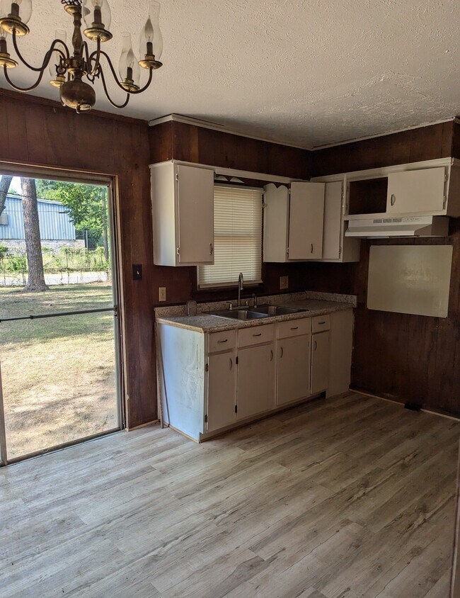 1406 Colquitt Ave Rental House Rental in Albany, GA