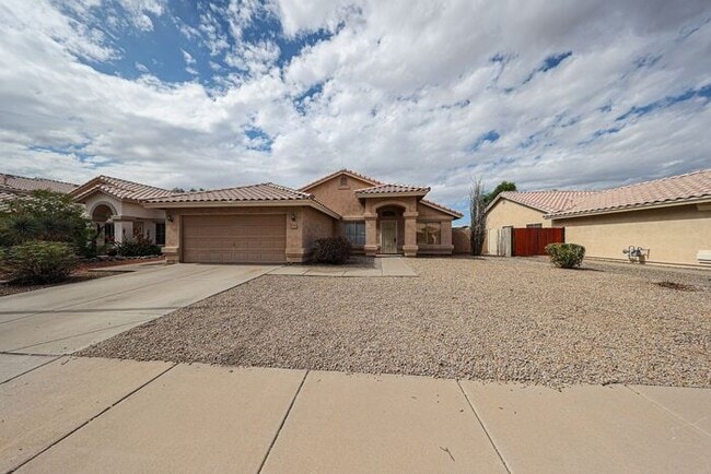 Photo - MOVE IN SPECIALS!! Lovely 4-bedroom, 2-bat...