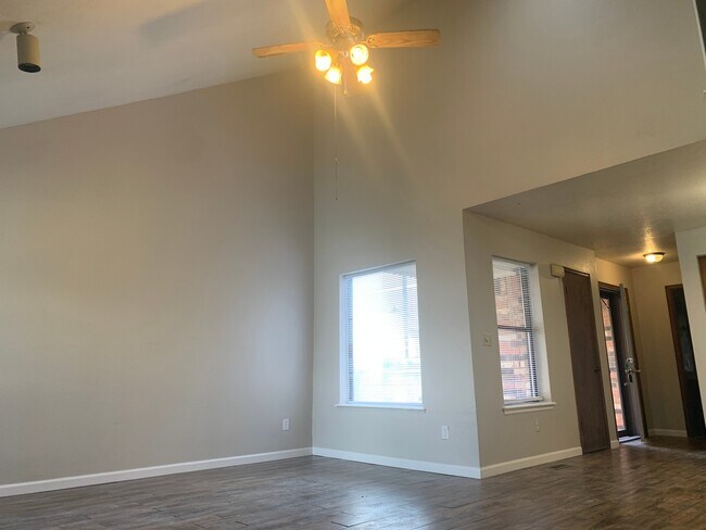 Photo - Westside Duplex for Lease near Sooner Mall!!!
