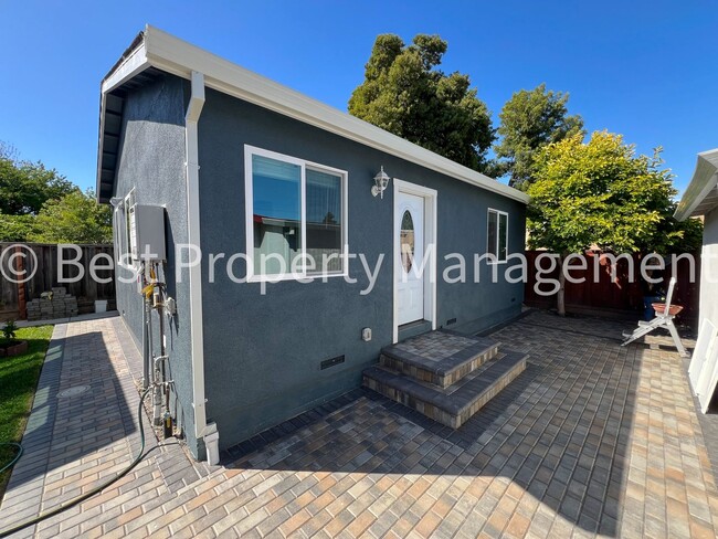 Brand new ADU for rent with its own privat... - Brand new ADU for rent with its own privat... House