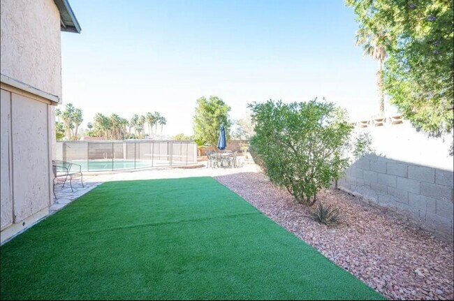 Photo - 2434 La Casa Dr