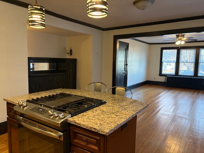 Photo - 1630 Hague Ave Unit 1