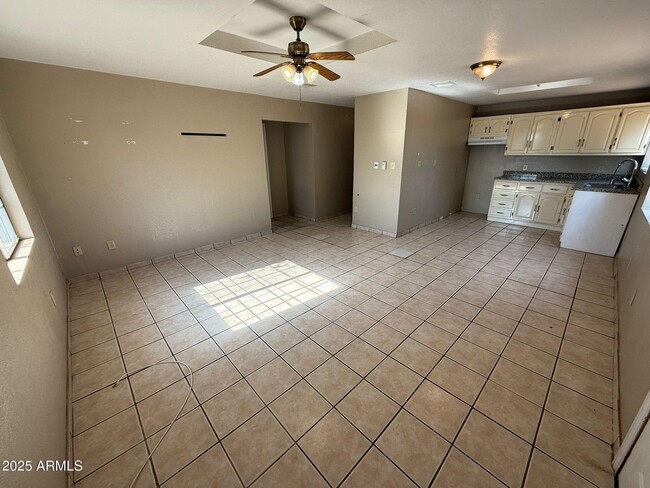 Photo - 2484 N Sulphur Springs St