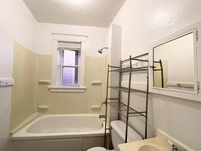 Photo - 2751 Pestalozzi St Unit 1E