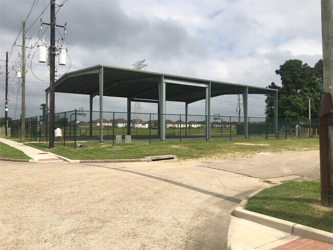 Photo - 11918 Kingslake Forest Dr