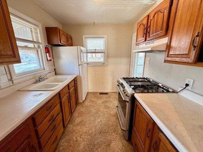 Photo - 3112 S Vermont Ave