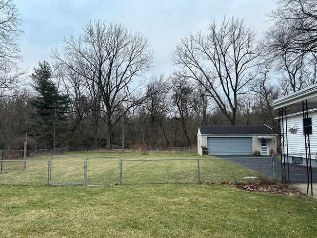 Photo - 475 W Kanawha Ave