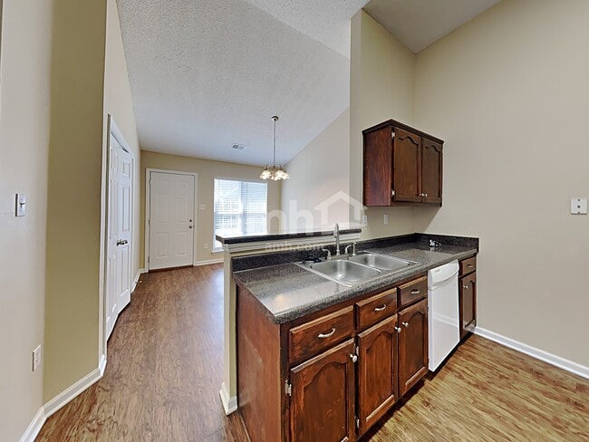 Photo - 5331 Kristy Ln