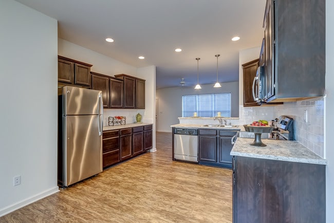 Photo - The Townhomes at Glasford Square