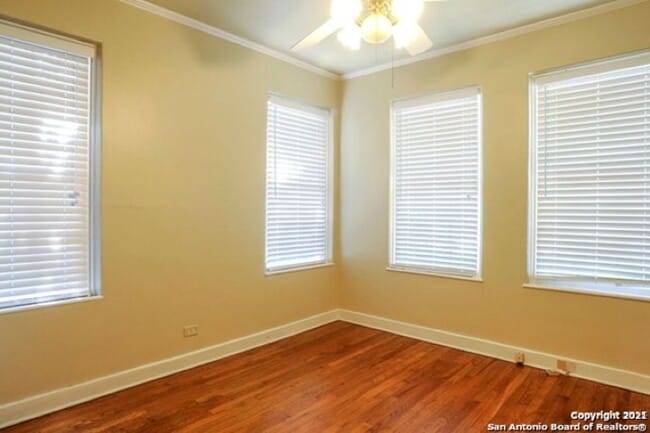 Photo - 2 Bedroom/1 Bath Alamo Heights Subdivision