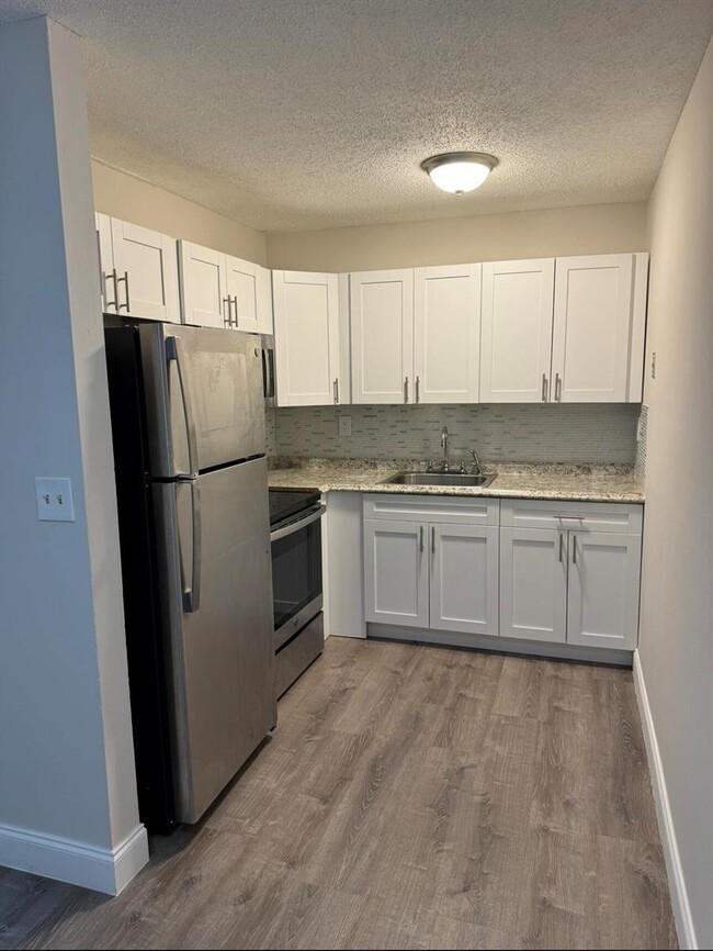 Photo - 2700 Vandiver Dr Condo Unit 12D