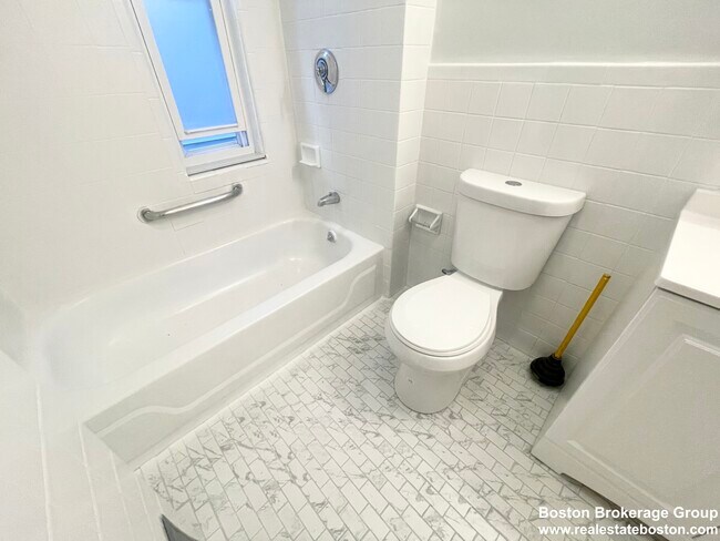 Photo - 22 Howell St Unit 1