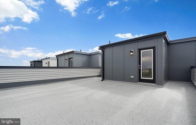 Building Photo - 43298 Farringdon Sq