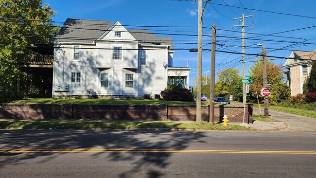 Photo - 42 S Adams St Unit 3