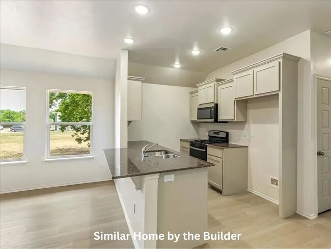 Photo - Move-In Ready 2-Bed Home | Garage + Pet Friendly