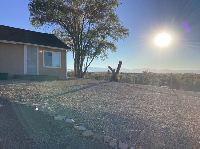 Photo - 1102 E 2nd St