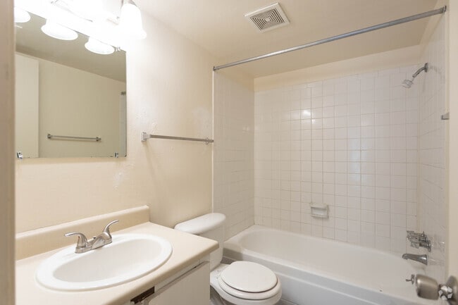 Photo - Mont 44 Apartments