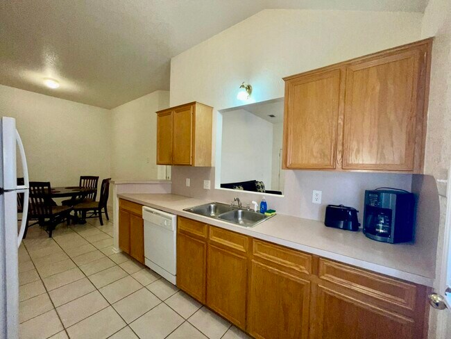 4204 Alleeta Dr