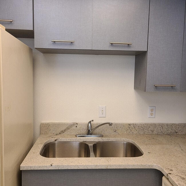 Kitchen - 3960 Oak Trail Run