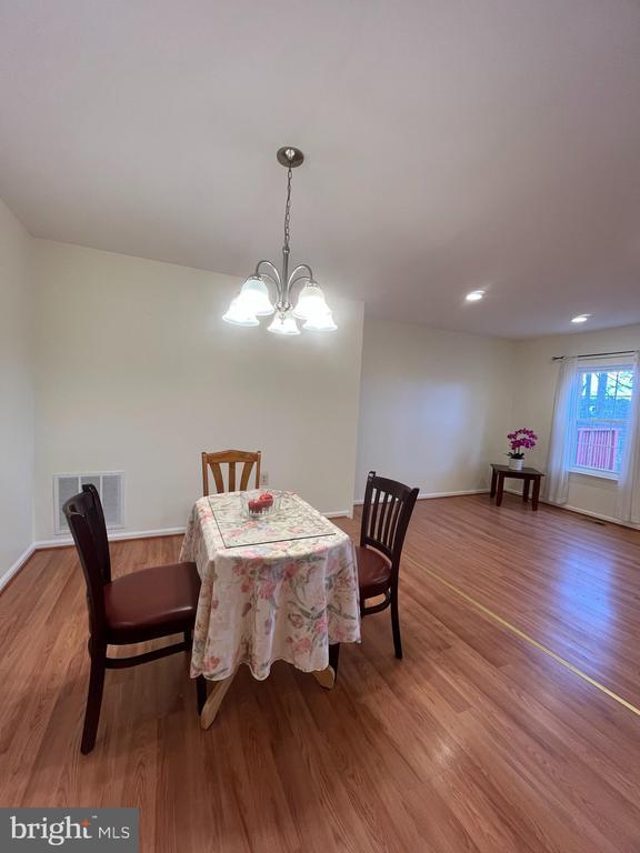 Building Photo - 25 Cherry Bend Ct Rental