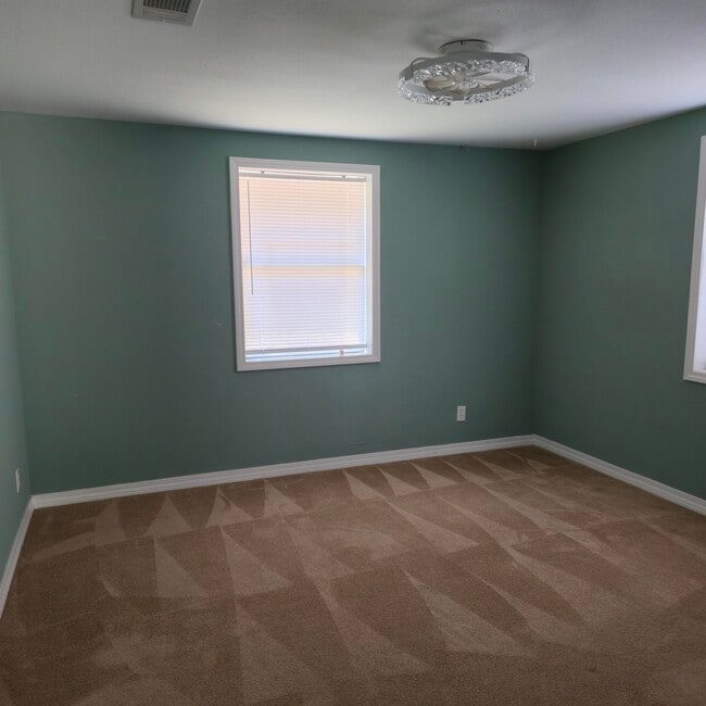 Photo - 106 Alabama Ave NW