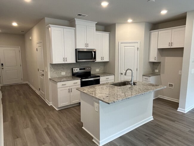 Photo - Newer3 Bed townhome in Concord