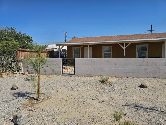 Building Photo - 66236 4th St Rental