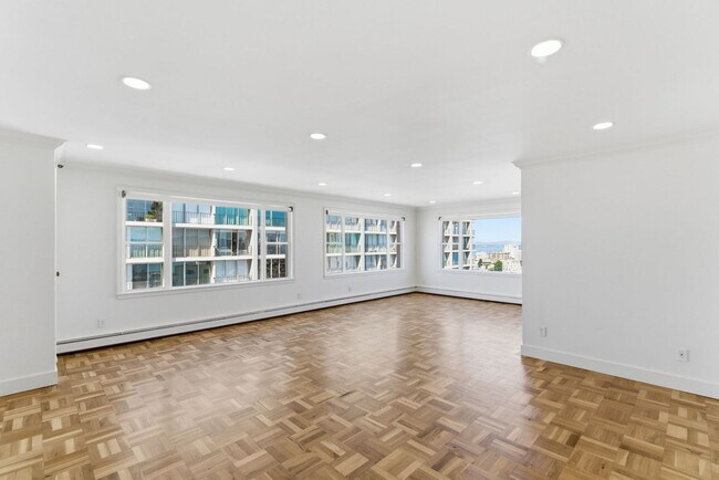 Building Photo - 1310 Jones St Unit 704