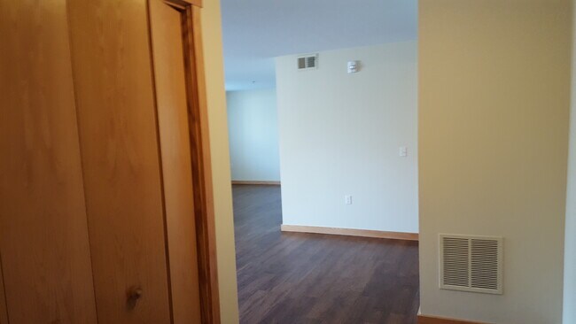 Photo - 2821 26th St NW Unidad #102