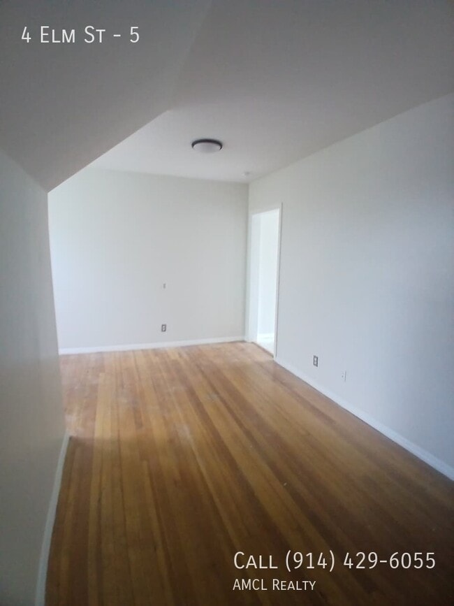 Building Photo - 4 Elm St Unit 5 Rental
