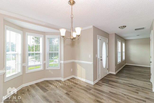 Photo - 203 Peachtree Glen Dr