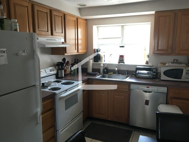 Photo - 305 Summit Ave Unit 2