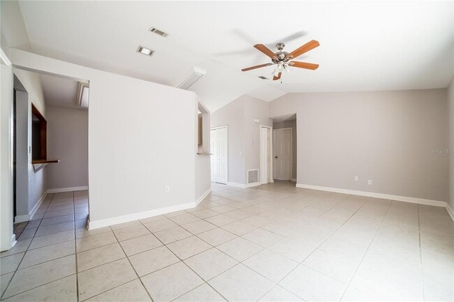 Photo - 631 Blackstone Ave