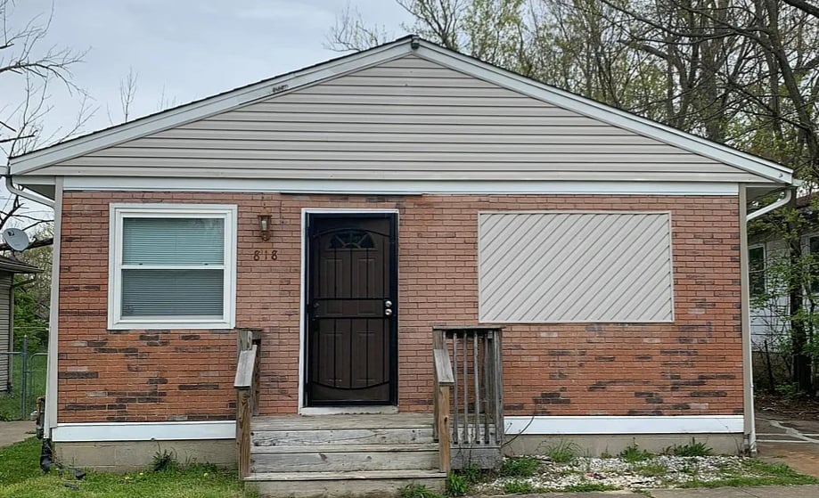 Photo - 818 Goodlow Ave
