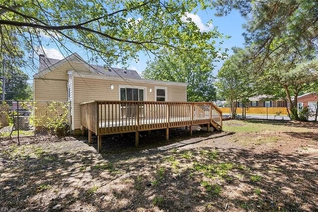 Photo - 1003 Douglas Ave